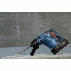 Outlet ⌛ Bosch GBH18V-34CQB24 PROFACTOR 18V Bulldog Brushless Lithium-Ion 1-1/4 In. Cordless Connected-Ready SDS-Plus Rotary 🔨 Hammer Kit With 2 Batteries (8 Ah) ⭐ -Bosch Tool Official Online bshngbh18v 34cqb24 f
